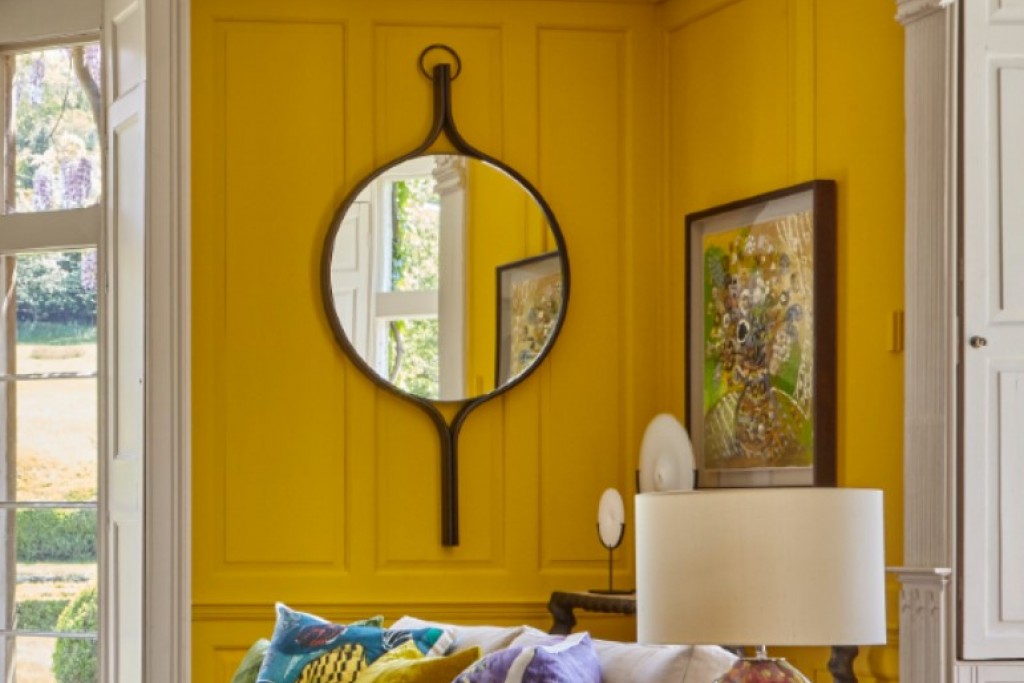 Circular Matthew  Wall Hanging Mirror | Highlight image 1