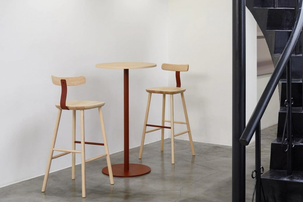 T&O Round Bar Table 63 (Veneered Top) | Highlight image 1