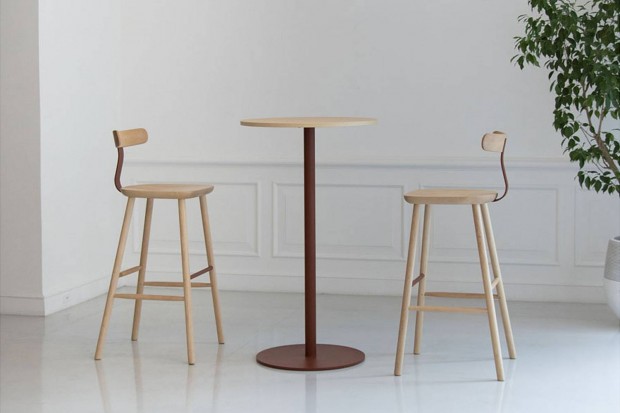 T&O Round Bar Table 63 (Veneered Top) | Highlight image 3