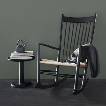 Wegner J16 Rocking Chair | Highlight image 2