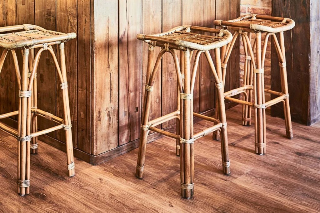 Salsa Bar Stool | Highlight image 1