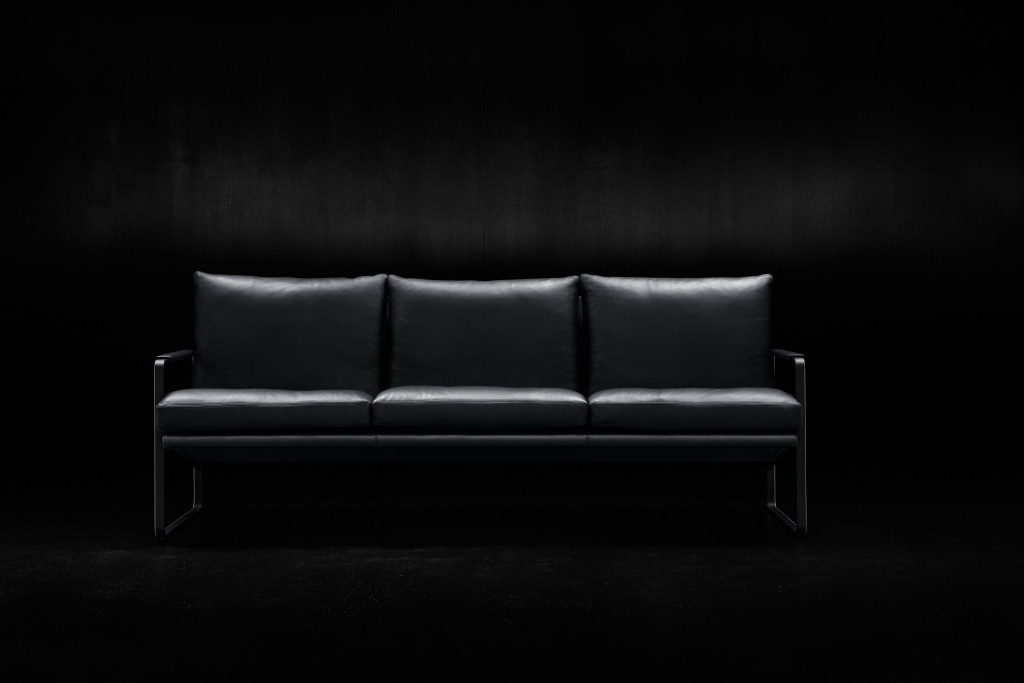 Fabricius Free-Standing Sofa - 3 Seater, Black Edition | Highlight image 1