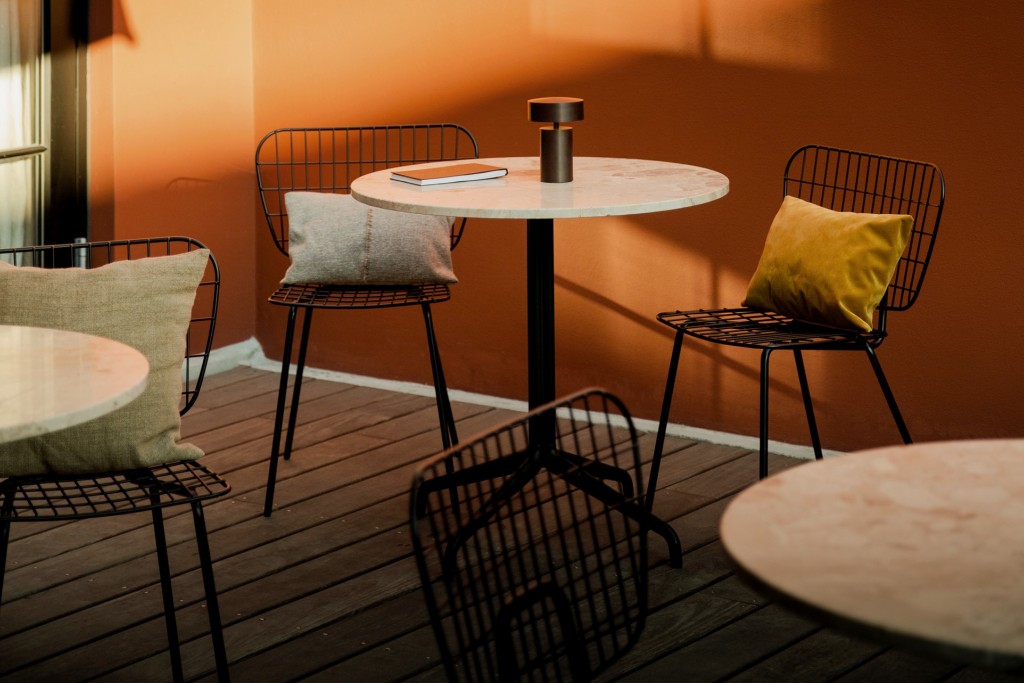 WM String Dining Chair | Highlight image 1