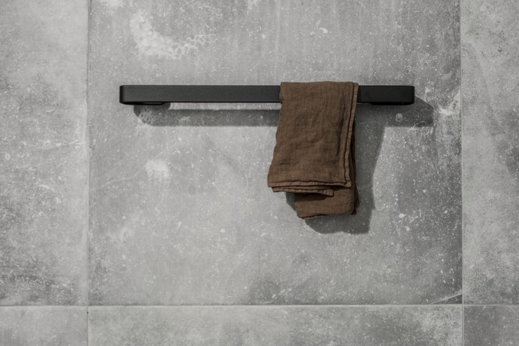 Towel Bar | Highlight image 1