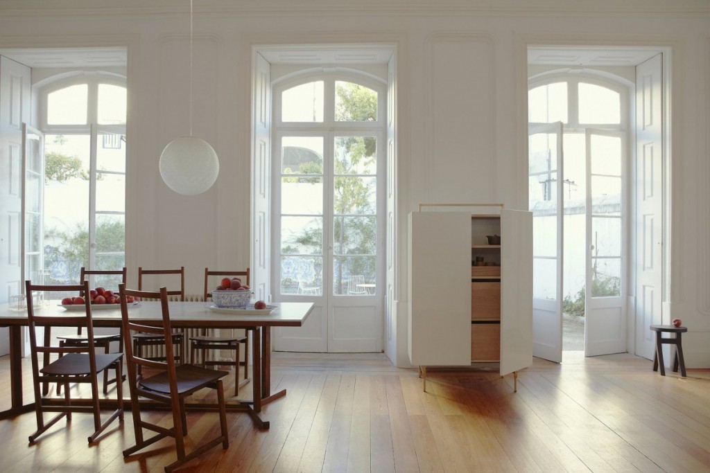 Shaker Dining Teble with Marble Top | Highlight image 1