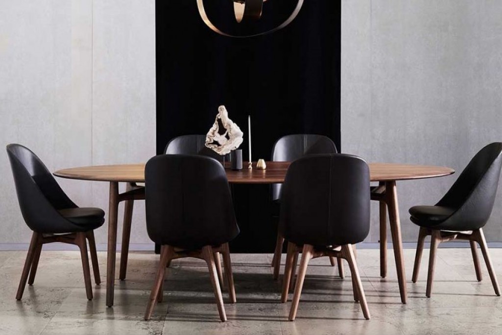 Solo Dining Table | Highlight image 1