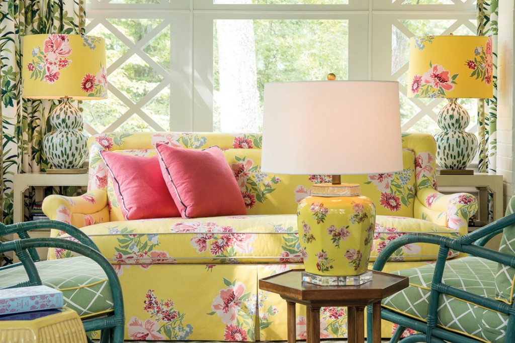 Mill Reef Palm Lamp | Highlight image 1