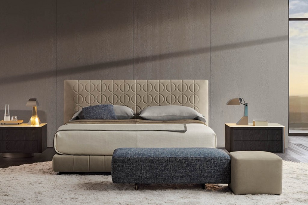 Curtis One-Piece Sommier Bed | Highlight image 1