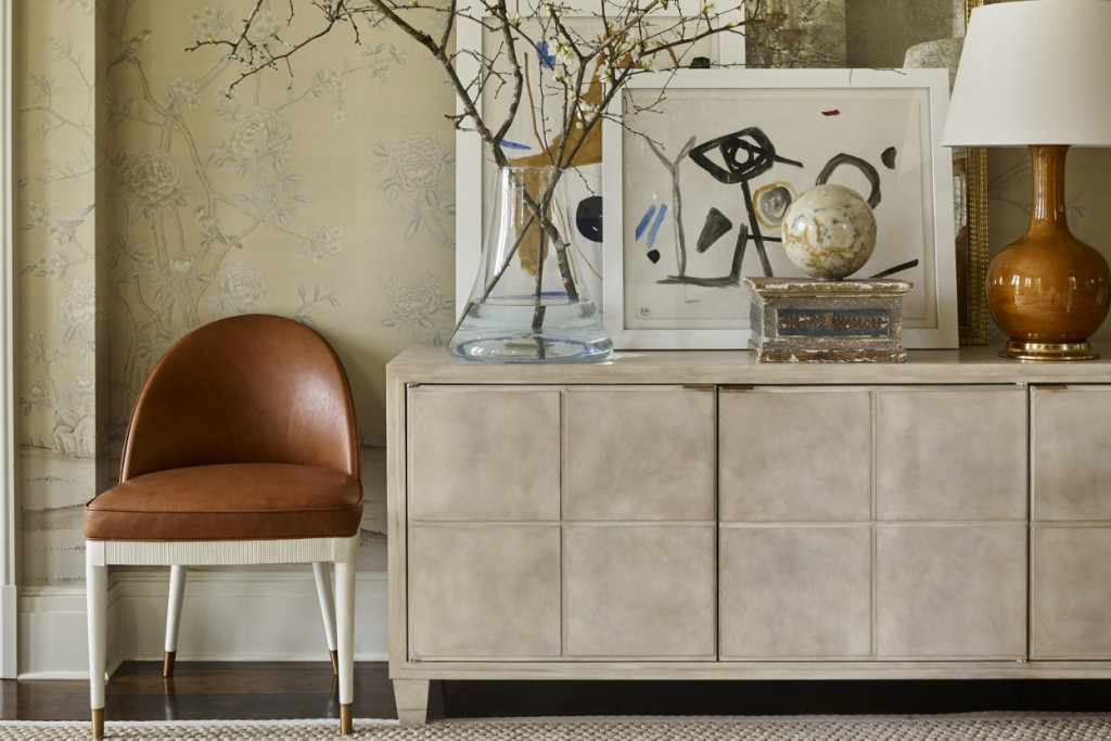 Verdun Credenza | Highlight image 1