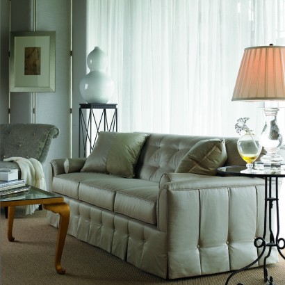 Syrie Maugham Sofa | Highlight image 2