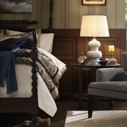 Beckett Bed Queen | Highlight image 2