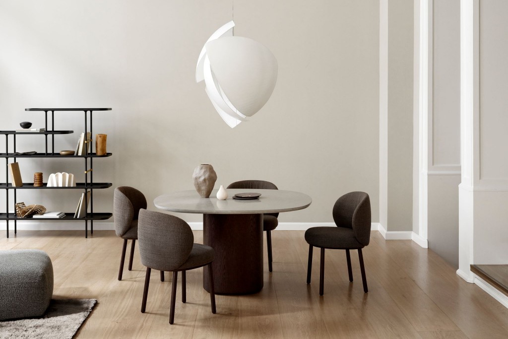 Ovata Dining Chair | Highlight image 1