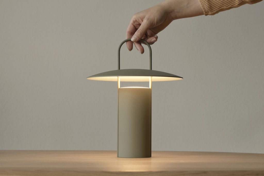 Ray Table Lamp, Portable | Highlight image 1