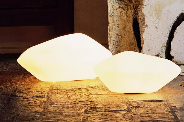 Stone of Glass 204 Table Lamp | Highlight image 3