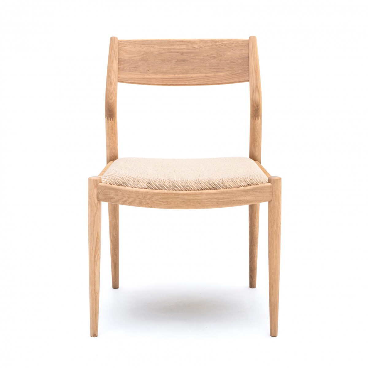 N-DC02 Dining Chair | Karimoku Case Study | CHANINTR