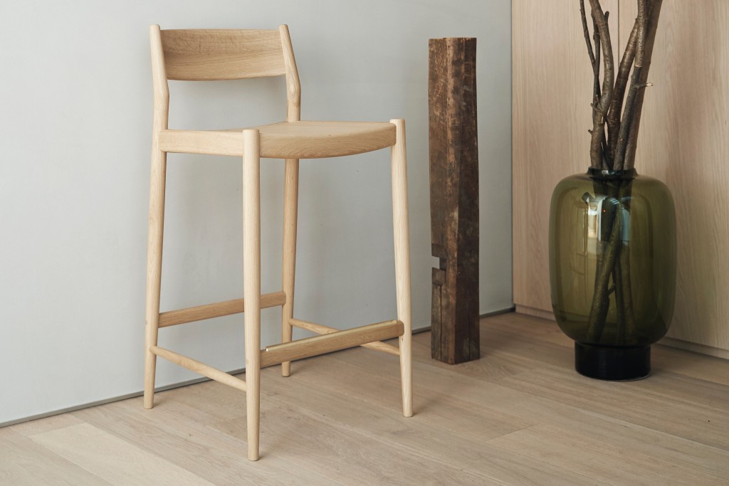 N-BS01 Bar Stool | Highlight image 1