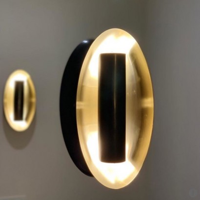 Aura Medium Oval Sconce | Highlight image 2