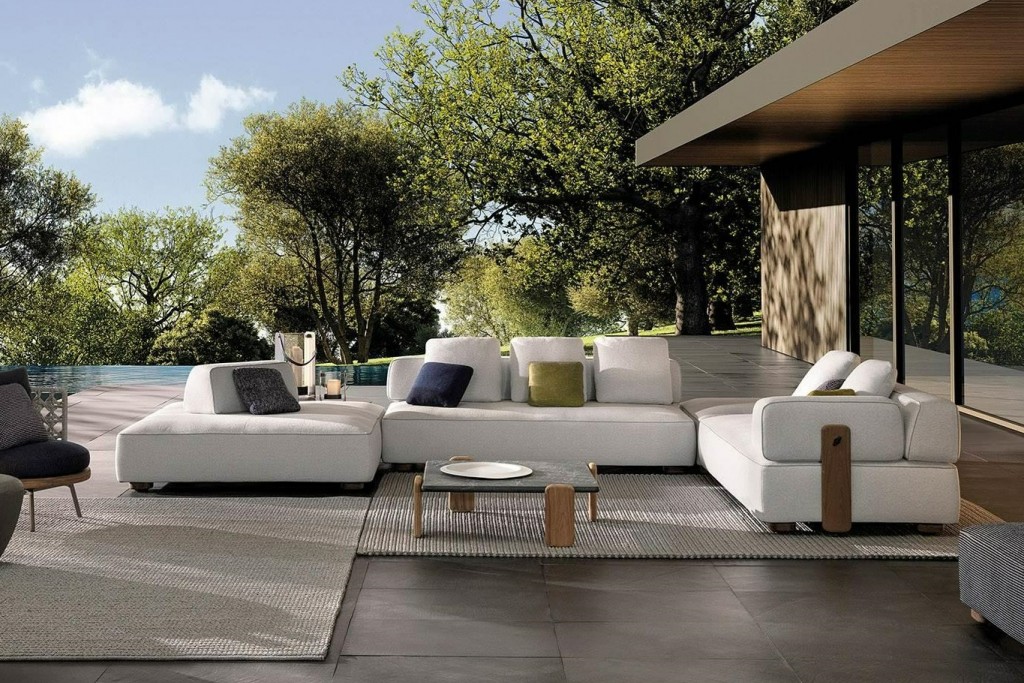 Florida Outdoor Coffee Table | Minotti | CHANINTR