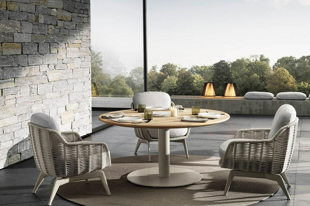 Bellagio Outdoor Lounge Dining Table (Round) | Highlight image 1