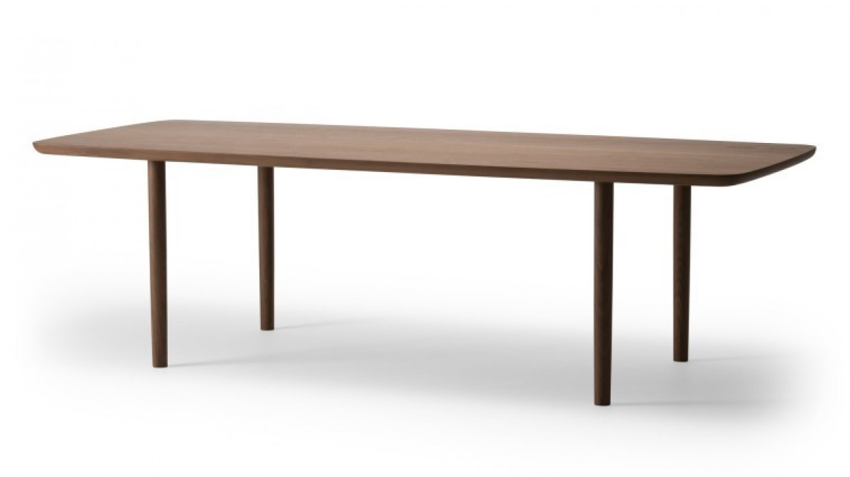 Kamuy Lux Dining Table