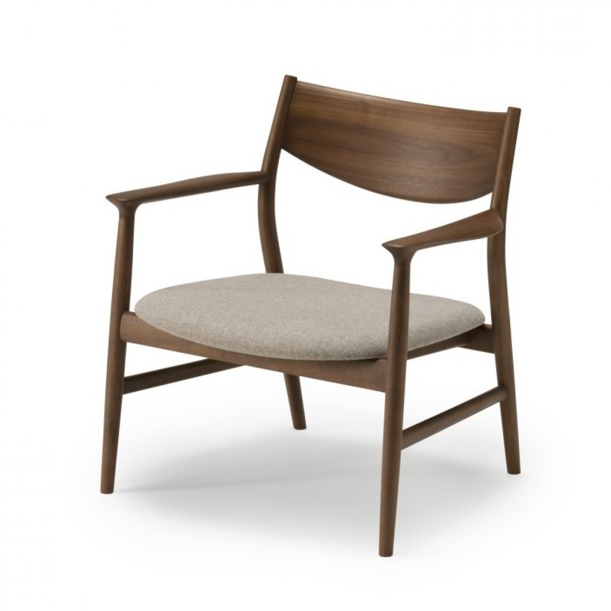 Kamuy Lux Living Easy Chair (Wooden Back)