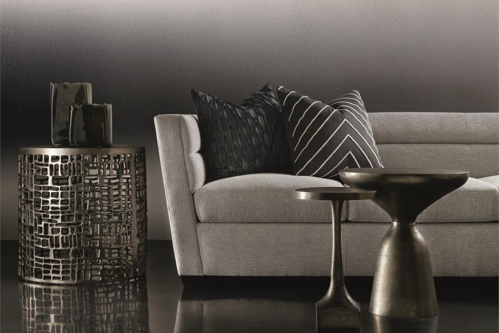 Aaron Chairside Table | Highlight image 1