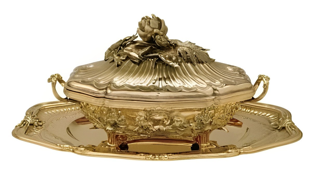 Artichoke Oval Soup Tureen - F. Joubert - Oval Soup Tureen and Display Tray