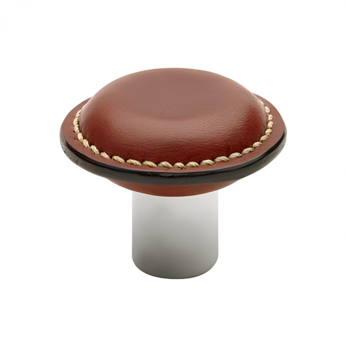 Fallbrook 1 1/8" Leather Knob