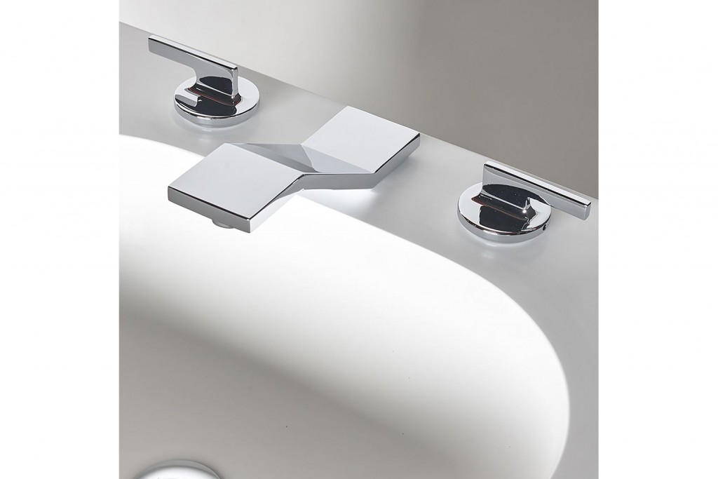 Formwork Low Profile Three Hole Deck Mounted Lavatory Faucet with Metal Lever Handles | Highlight image 1