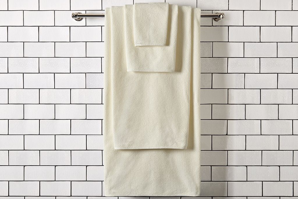 Grano Wash Towel | Highlight image 1