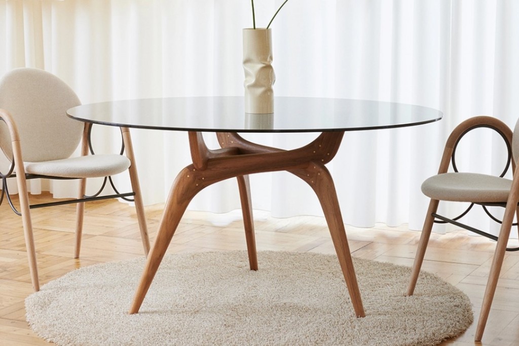 Triiio Dining Table | Highlight image 1