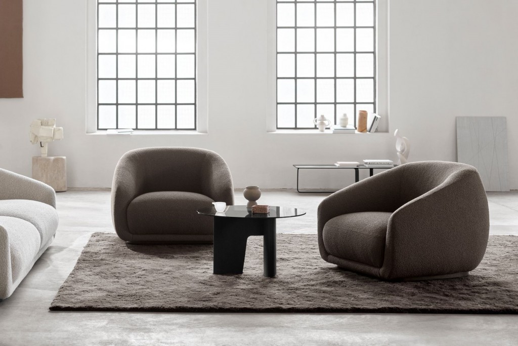 Montholon Lounge Chair, Swivel | Highlight image 1