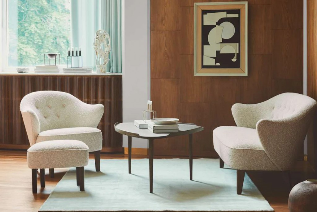Ingeborg Lounge Chair, Textile | Highlight image 1
