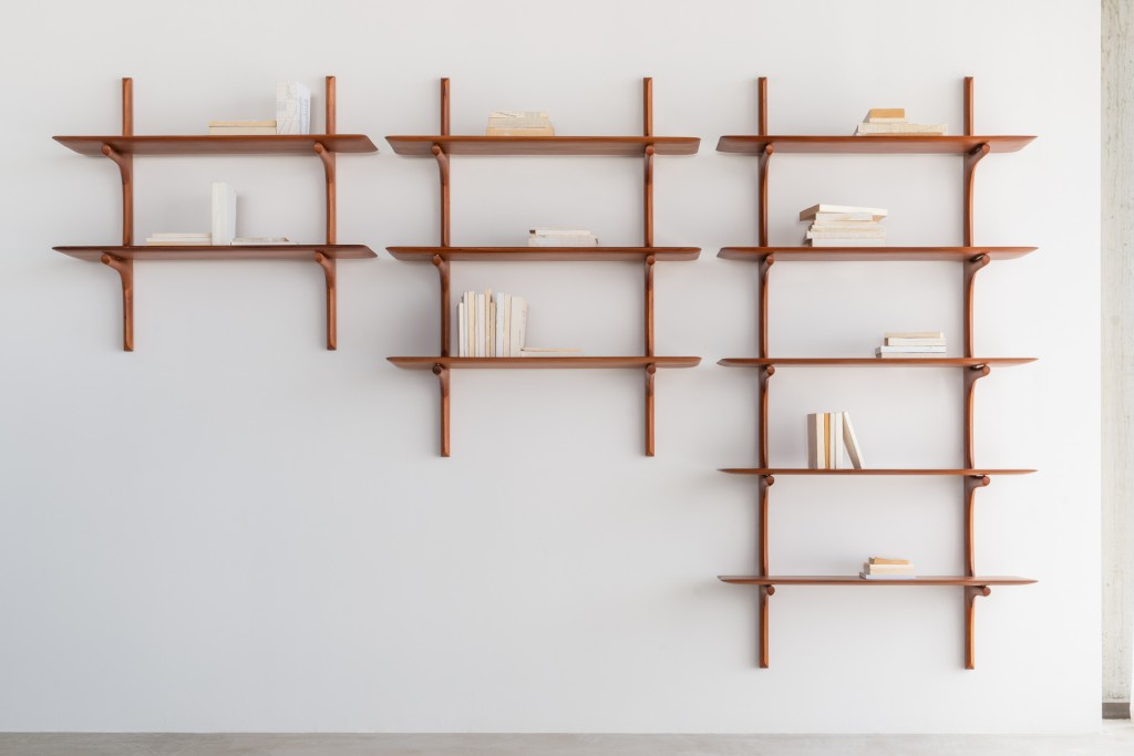 PI Wall Shelf - 3 Shelves | Highlight image 1