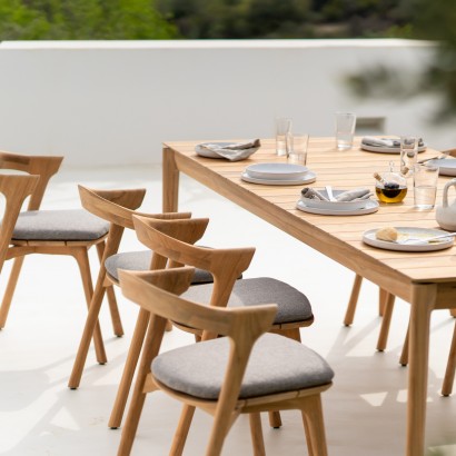 Teak Bok Outdoor Dining Table | Highlight image 2