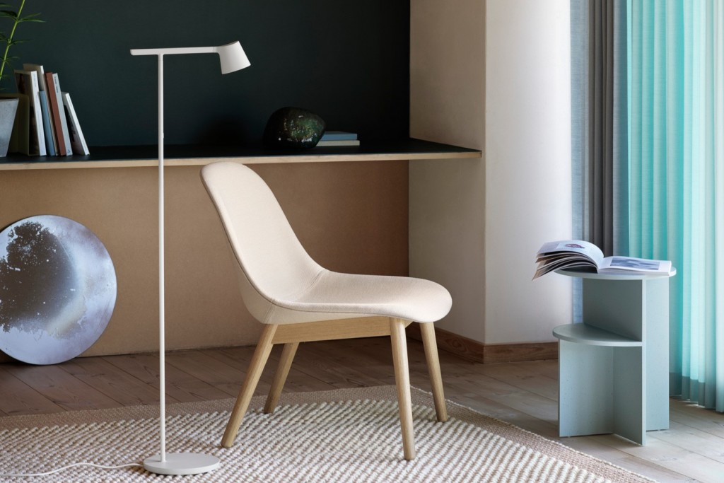 Fiber Lounge Chair / Wood Base (Full Upholstery) | Highlight image 1