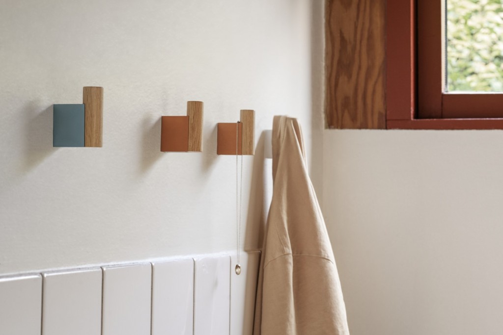 Attach Coat Hook - Set of 2 | Highlight image 1