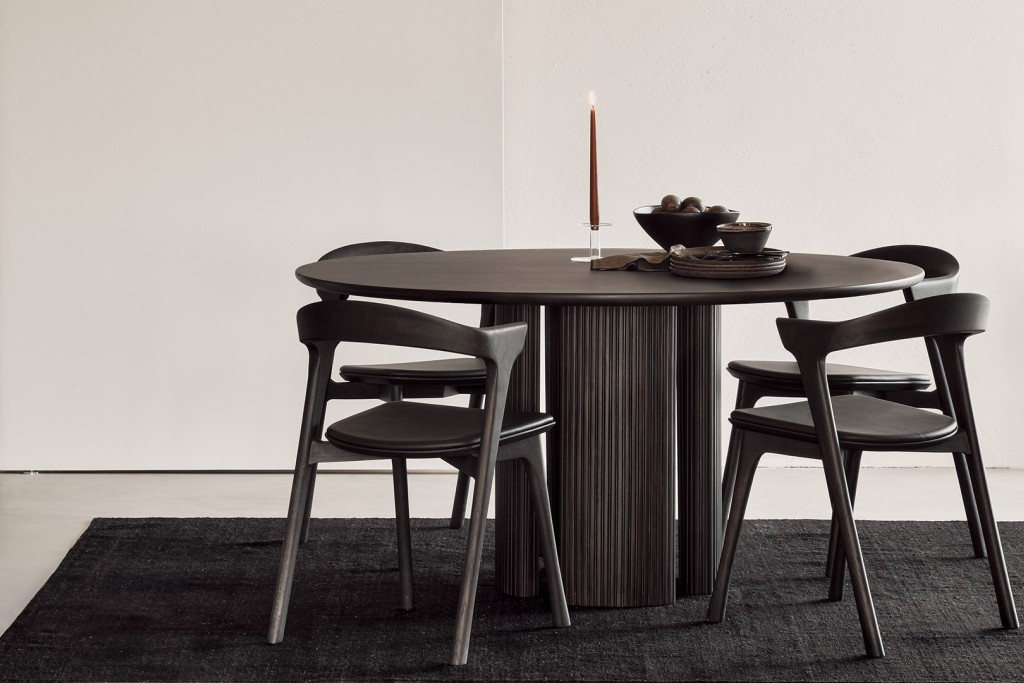 Roller Max Dining Table | Highlight image 1