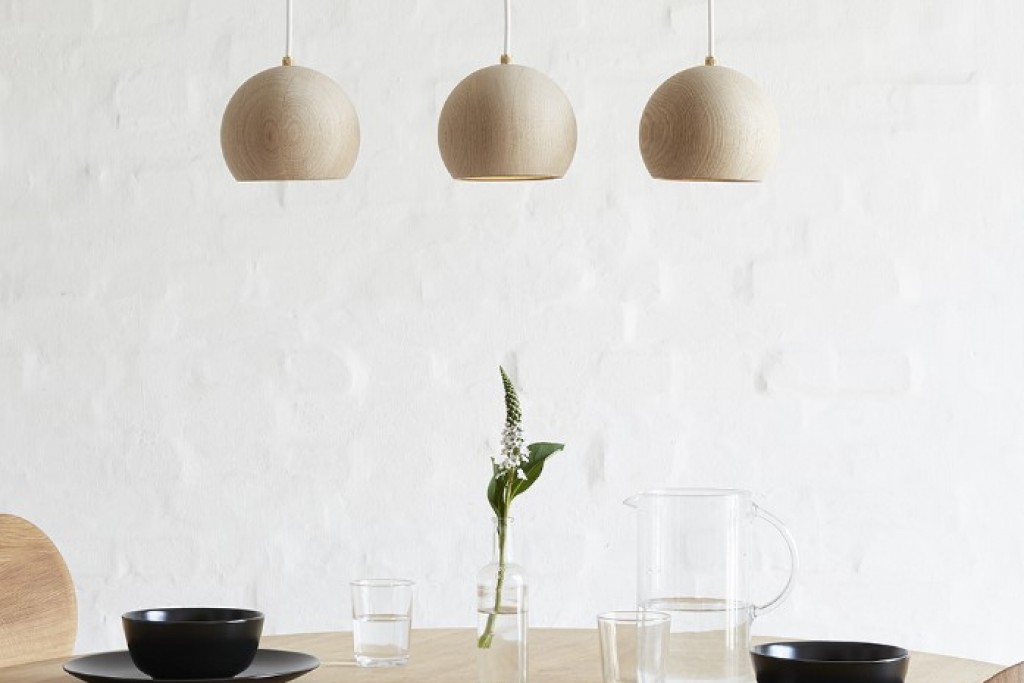 Lune Pendant Lamp | Highlight image 1