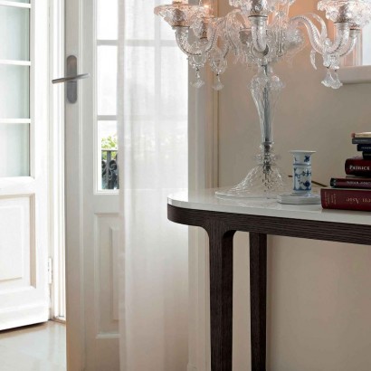 Victoria Console Table | Highlight image 2
