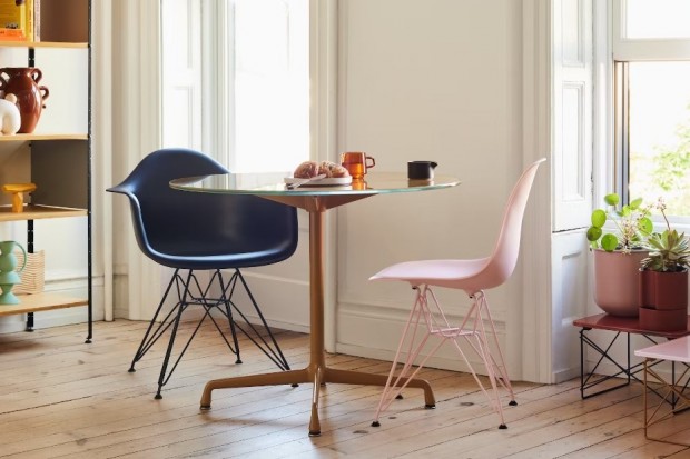 Eames Molded Plastic Side Chair Configured x HAY Collection | Highlight image 3