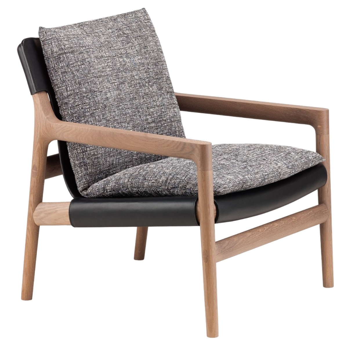 Sela Lounge Chair - Narrow Arms