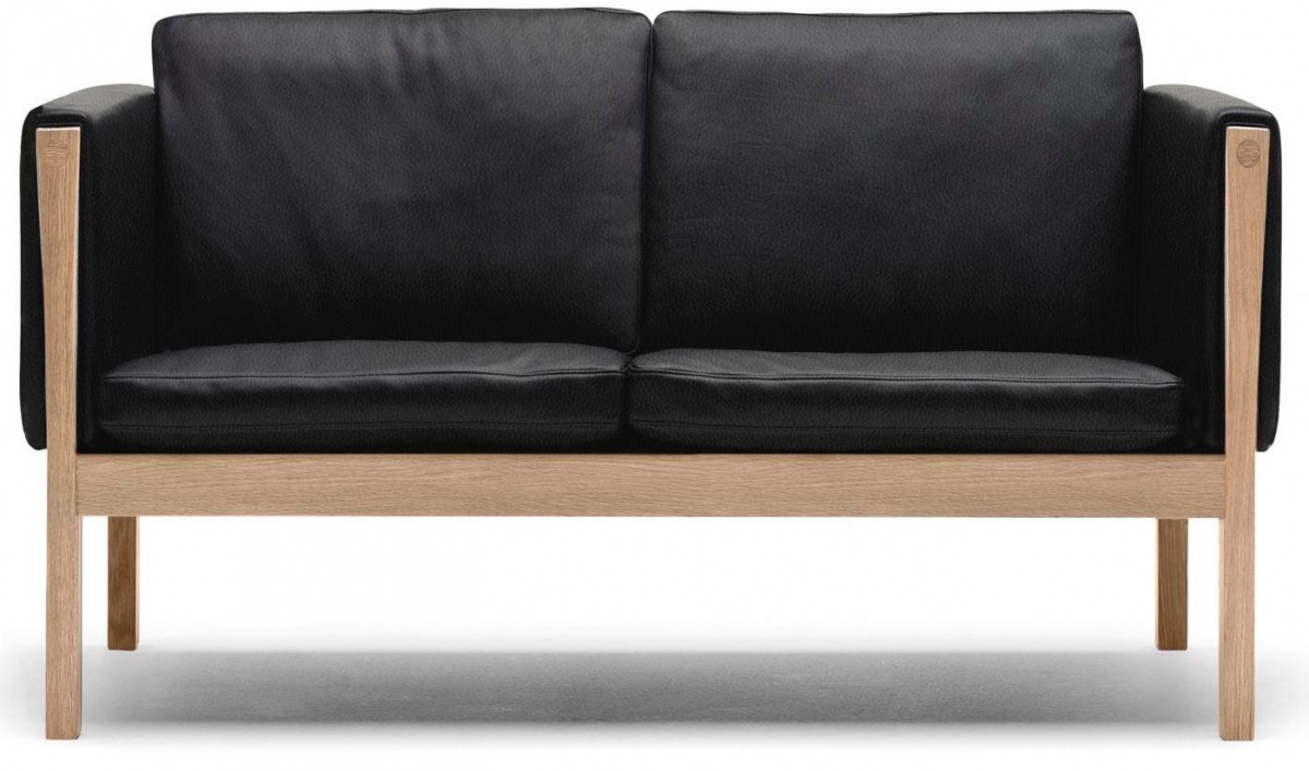 CH162 Sofa - 2 Seater