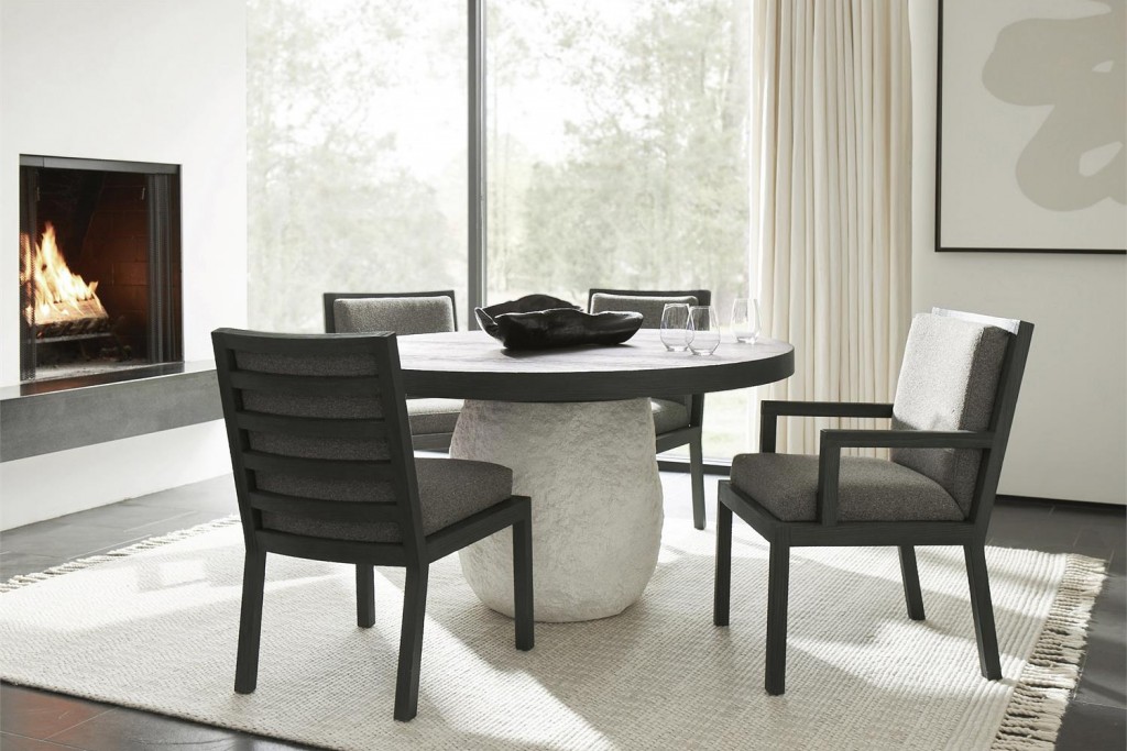 Trianon Dining Table | Highlight image 1