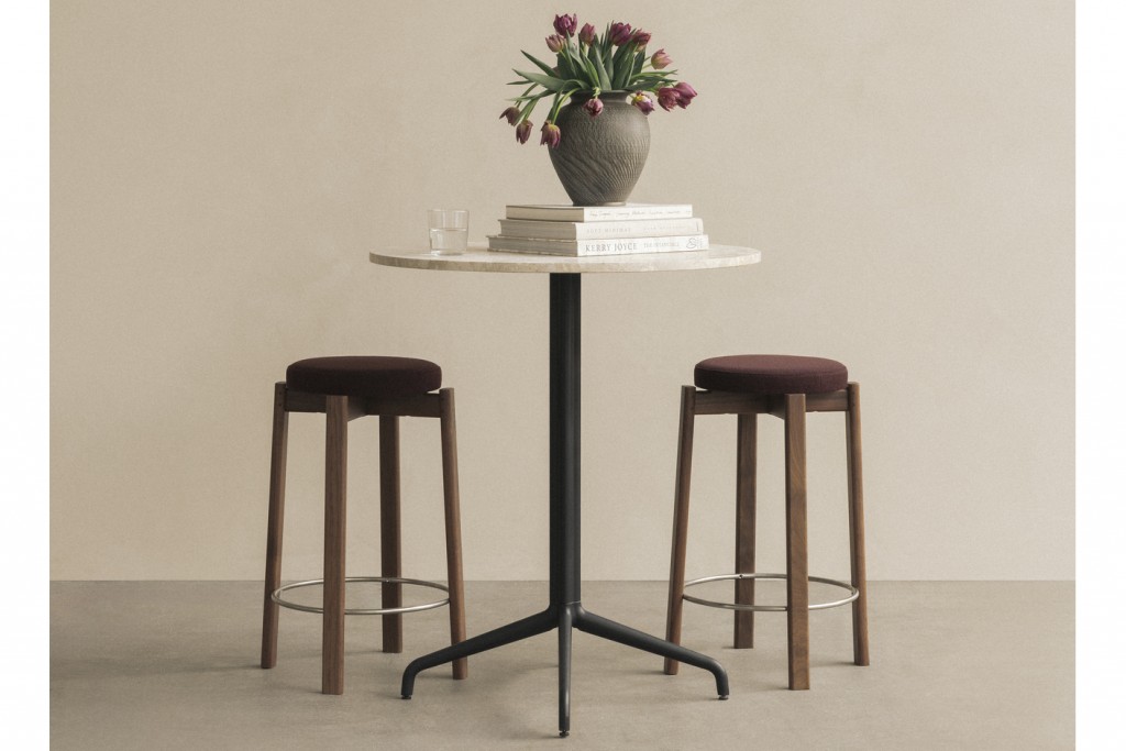 Passage Counter Stool, Upholstered Seat | Highlight image 1