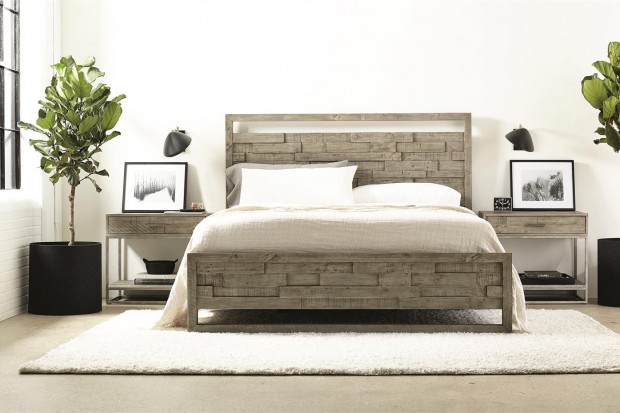 Shaw Panel Bed | Highlight image 3