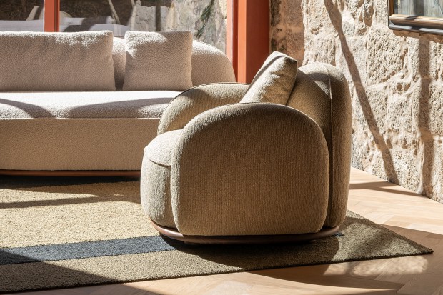 Azores Lounge Armchair | Highlight image 3
