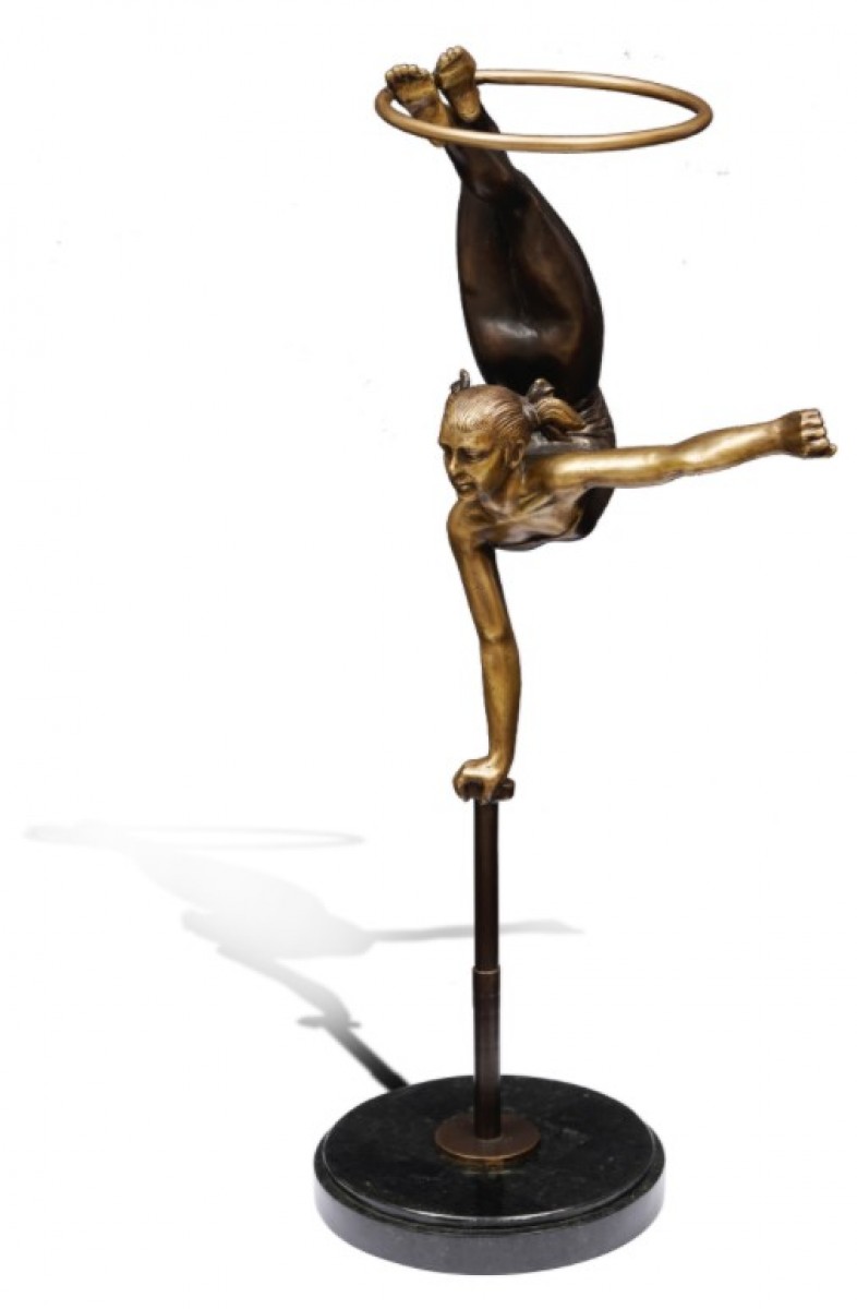 Brass Acrobat | Highlight image