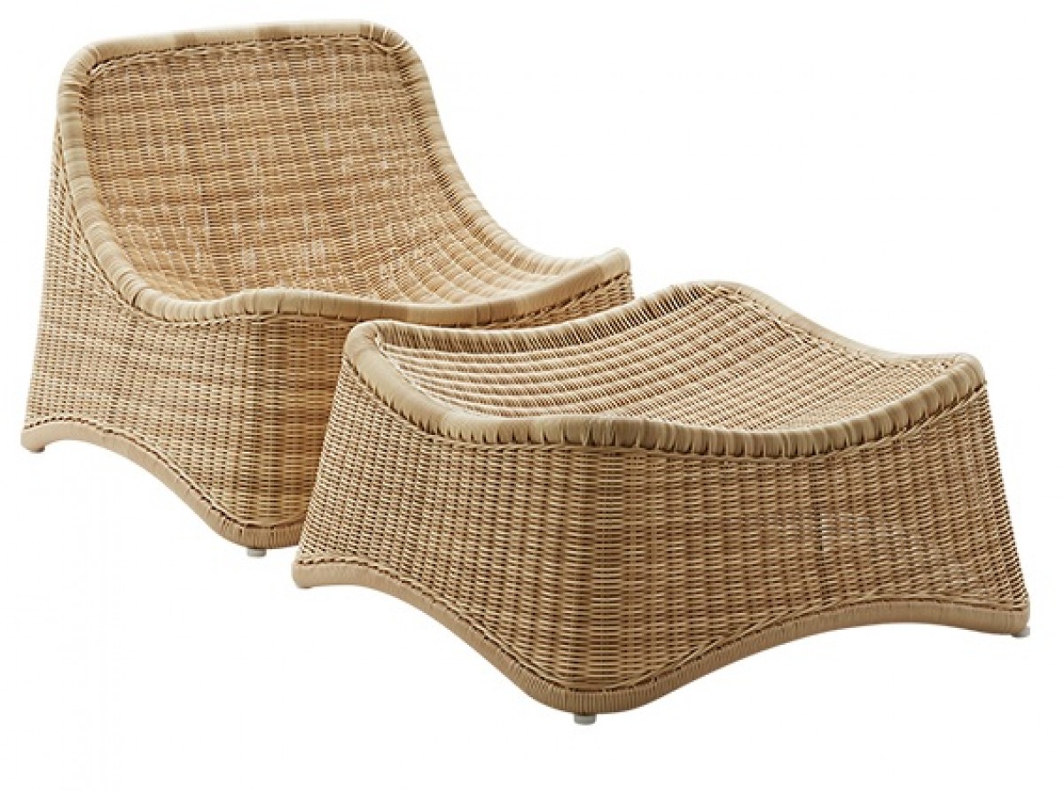 Chill Exterior Lounge Chair with Stool