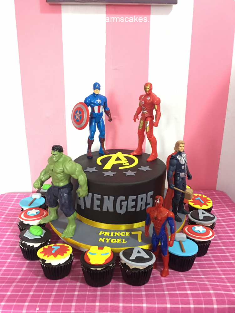 Avenger Set Avengers Custom Cake